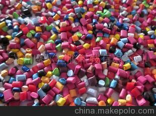 江蘇蘇州塑料色母與塑膠顏料色粉色母全覽 蘇州摩爾塑膠科技專業解析